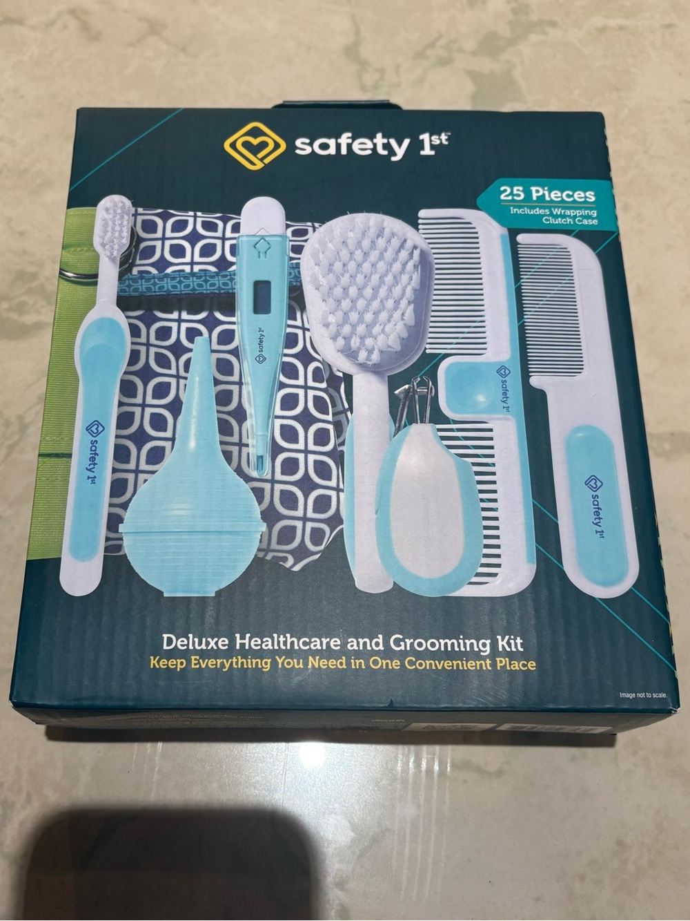 Safety 1st Deluxe Healthcare & Grooming Kit - 25 Pieces